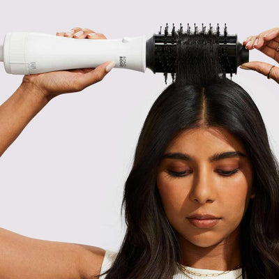 Your 6-Step Guide to the Perfect Blowout (At Home!)